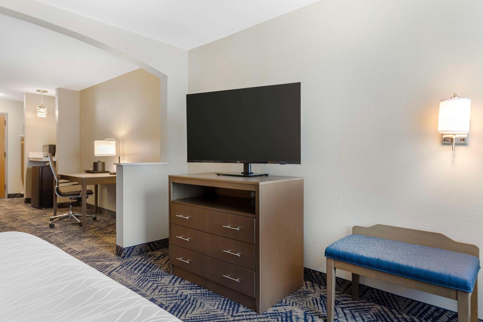 Best Western Plus Lewisville Flower Mound Екстериор снимка