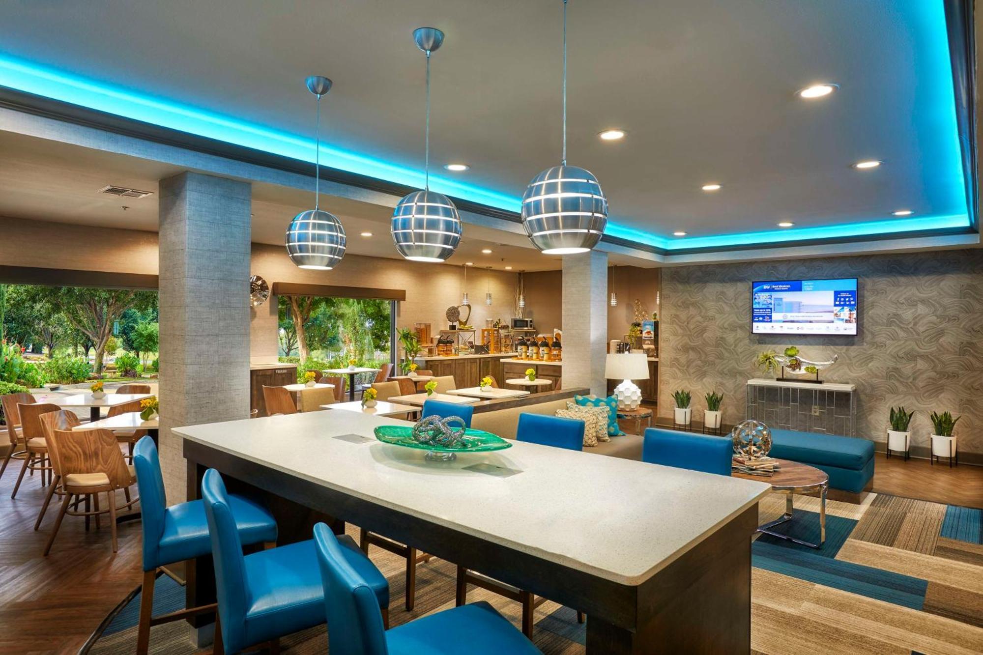 Best Western Plus Lewisville Flower Mound Екстериор снимка